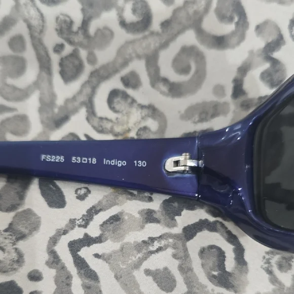 Fendi Dark Blue Sunglasses Optical EUC - avconcontrols.com display picture 2